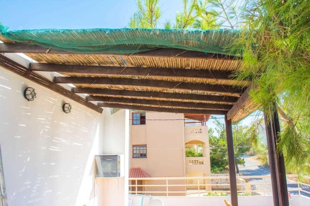 Kounoupidhianá Thanasis Villa מראה חיצוני תמונה
